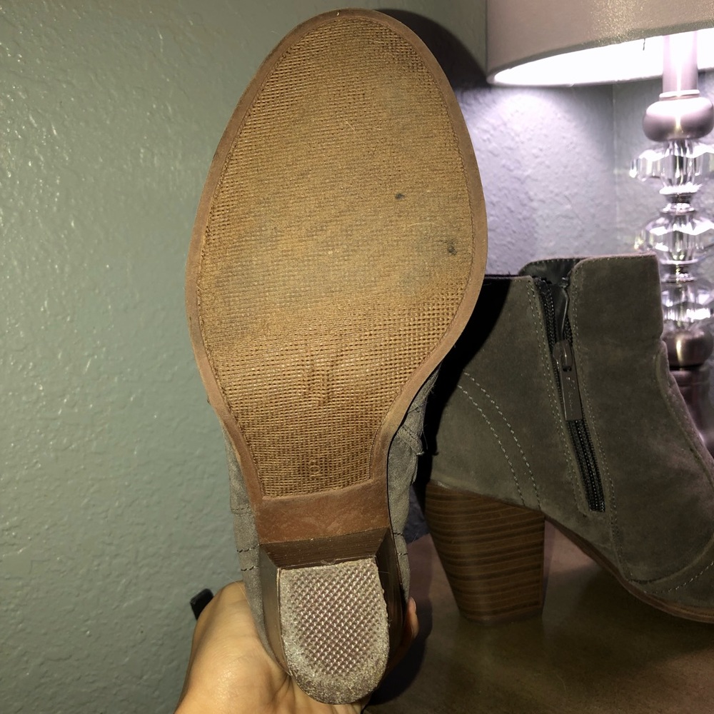 Grey Booties - Picture 4 of 4